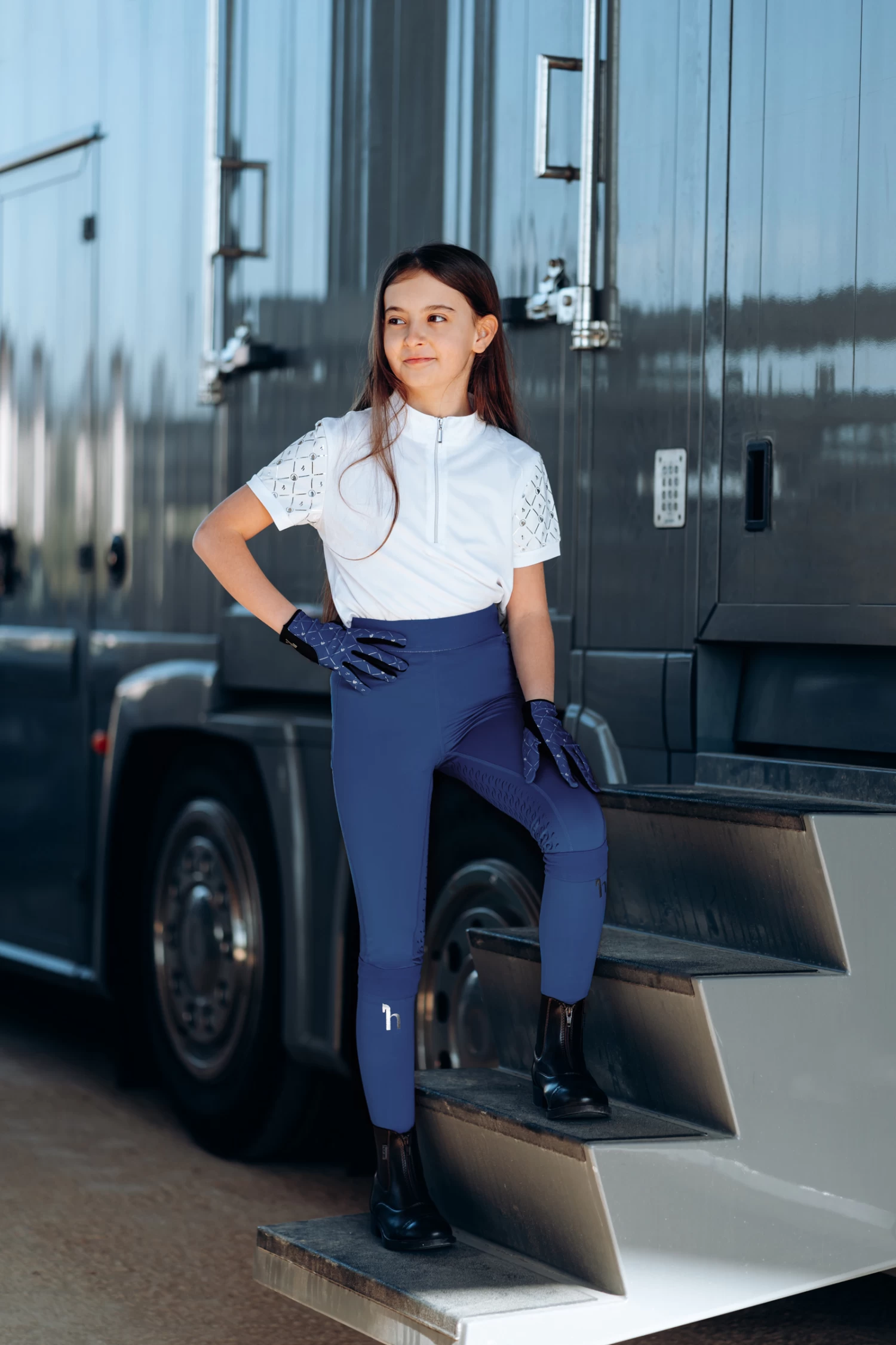 Horze Fia Kids Riding Gloves 18 Horze Fia Kids Riding Gloves - Image 16