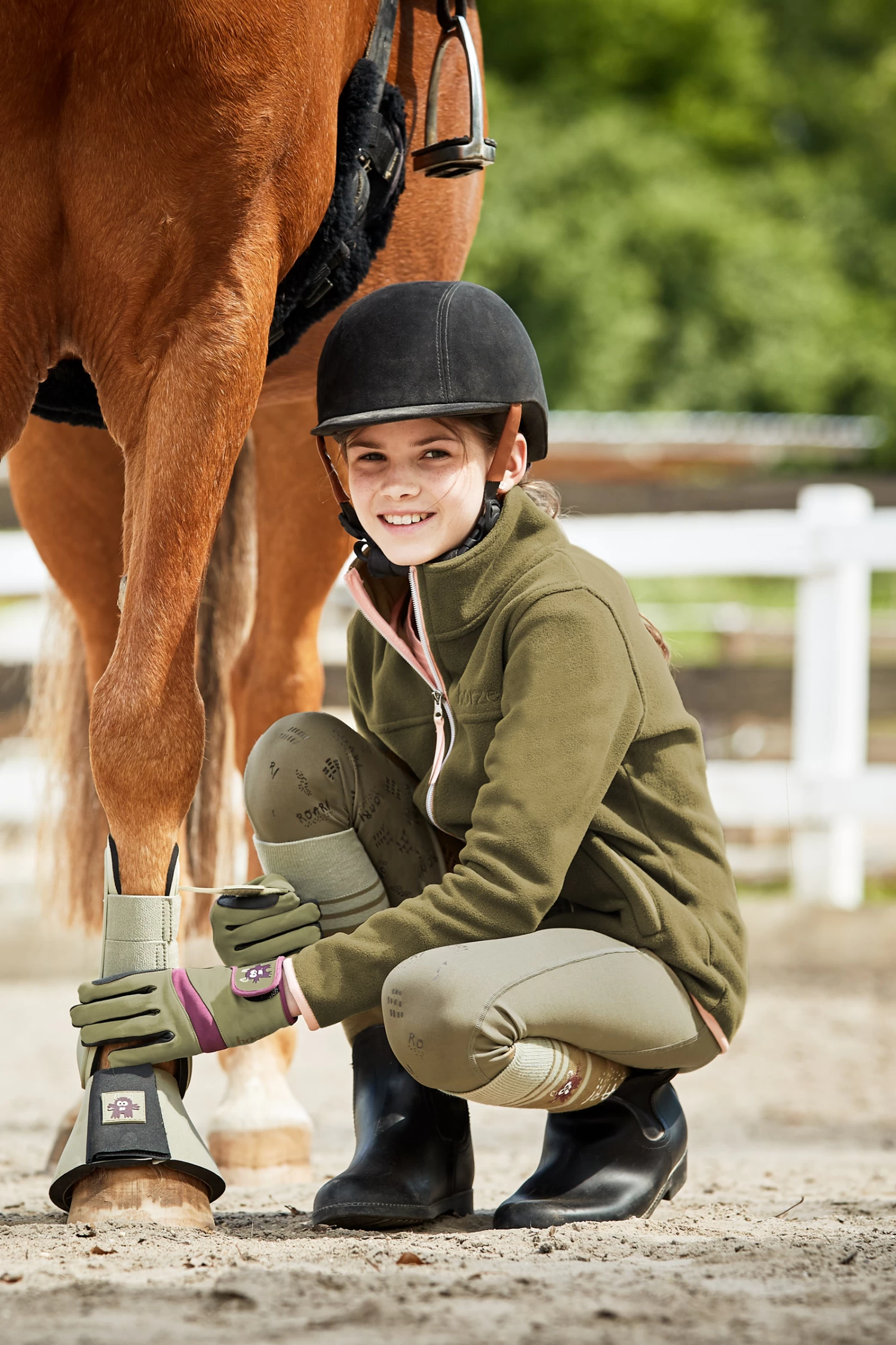 Horze Monster Kids Riding Gloves 12 Horze Monster Kids Riding Gloves - Image 10