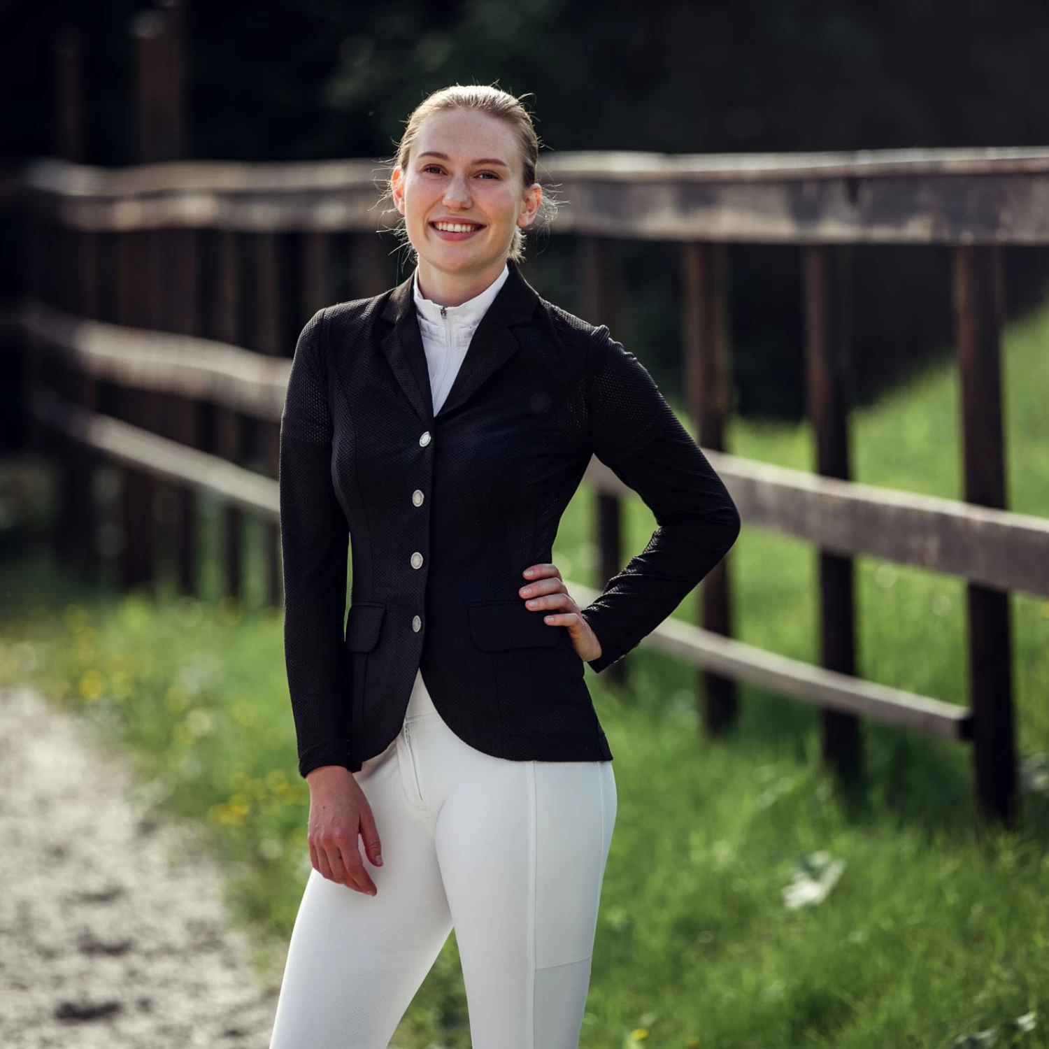 B Vertigo Gabrielle Women's Mesh Show Riding Jacket 6 B Vertigo Gabrielle Women's Mesh Show Riding Jacket - Image 4