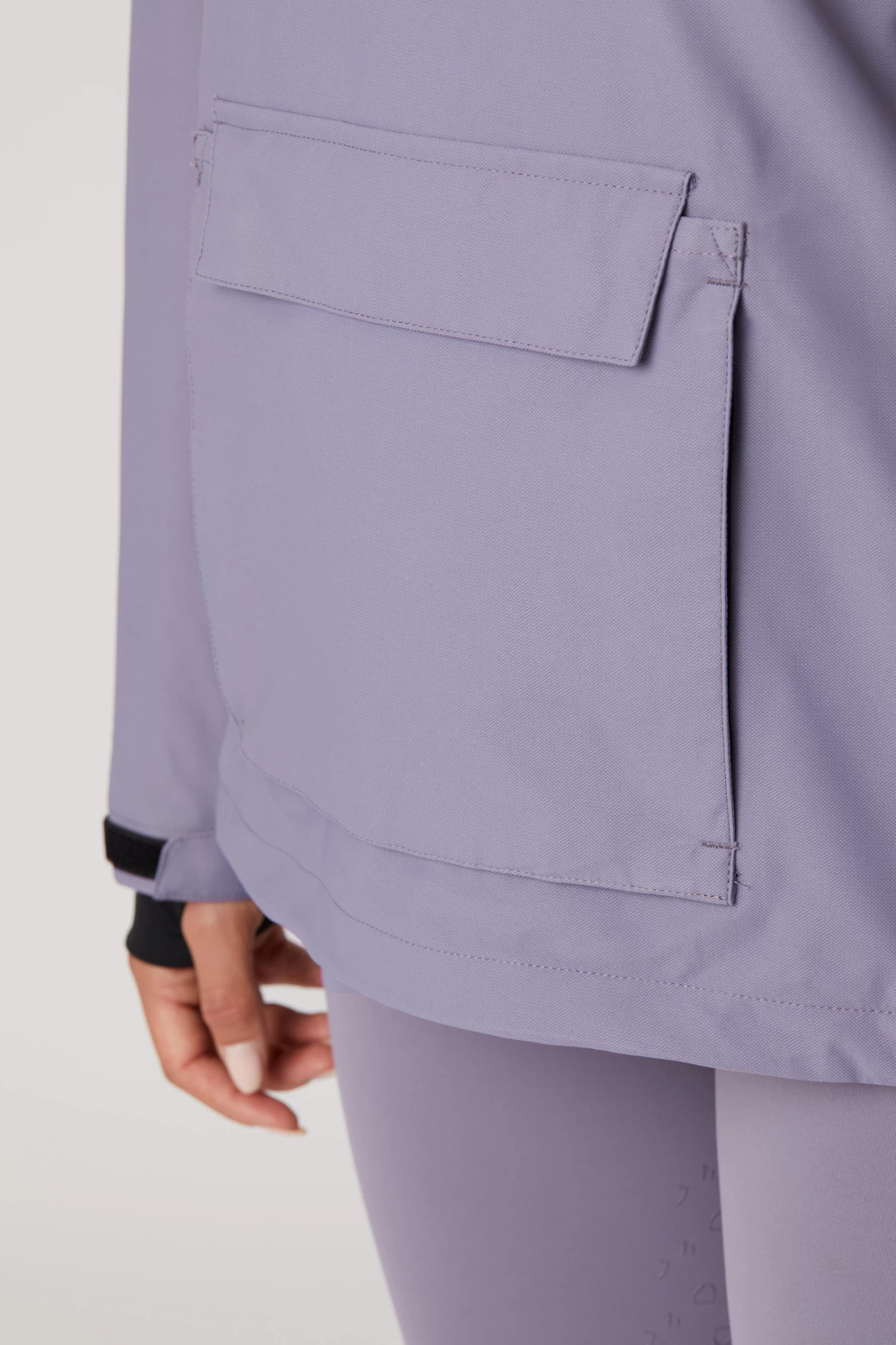 Horze Ayla Women's Rain Riding Riding Jacket With Zippers 7 Horze Ayla Women's Rain Riding Riding Jacket With Zippers - Image 5