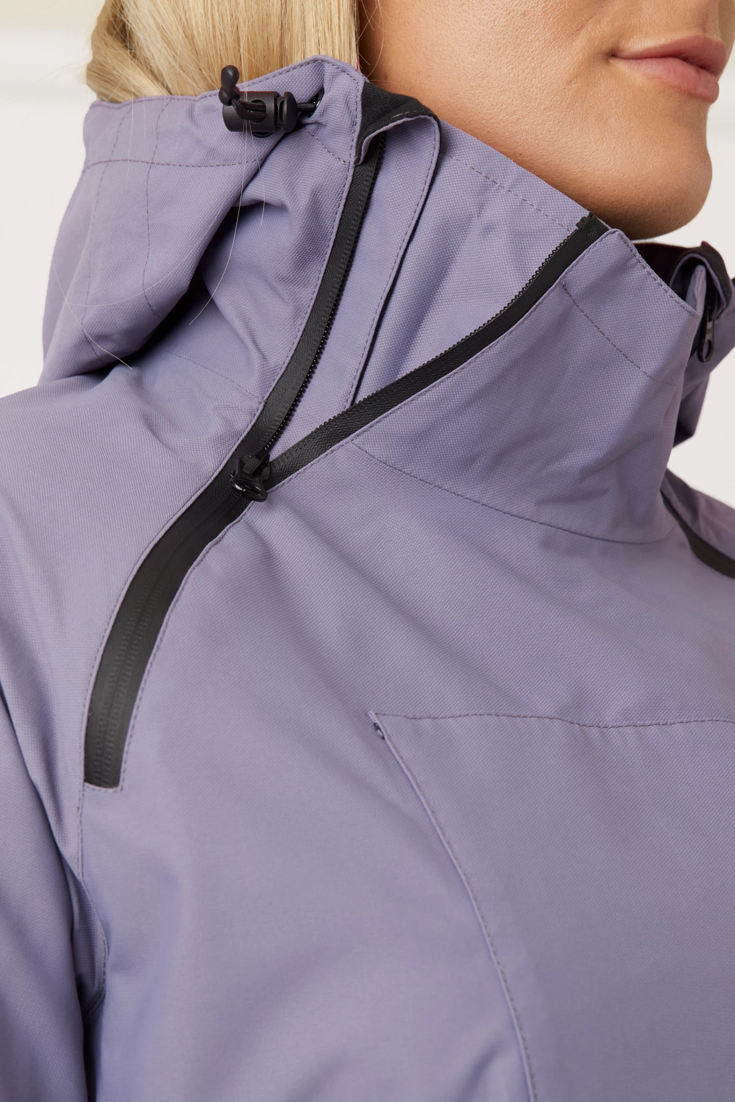 Horze Ayla Women's Rain Riding Riding Jacket With Zippers 8 Horze Ayla Women's Rain Riding Riding Jacket With Zippers - Image 6