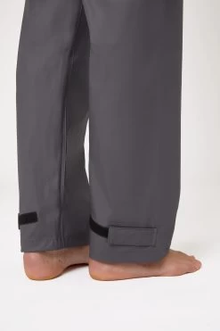 Horze Rory Women's Rain Riding Riding Jacket & Trousers Set -Sports - Equestrian Riding Shop 33629 bpg 08