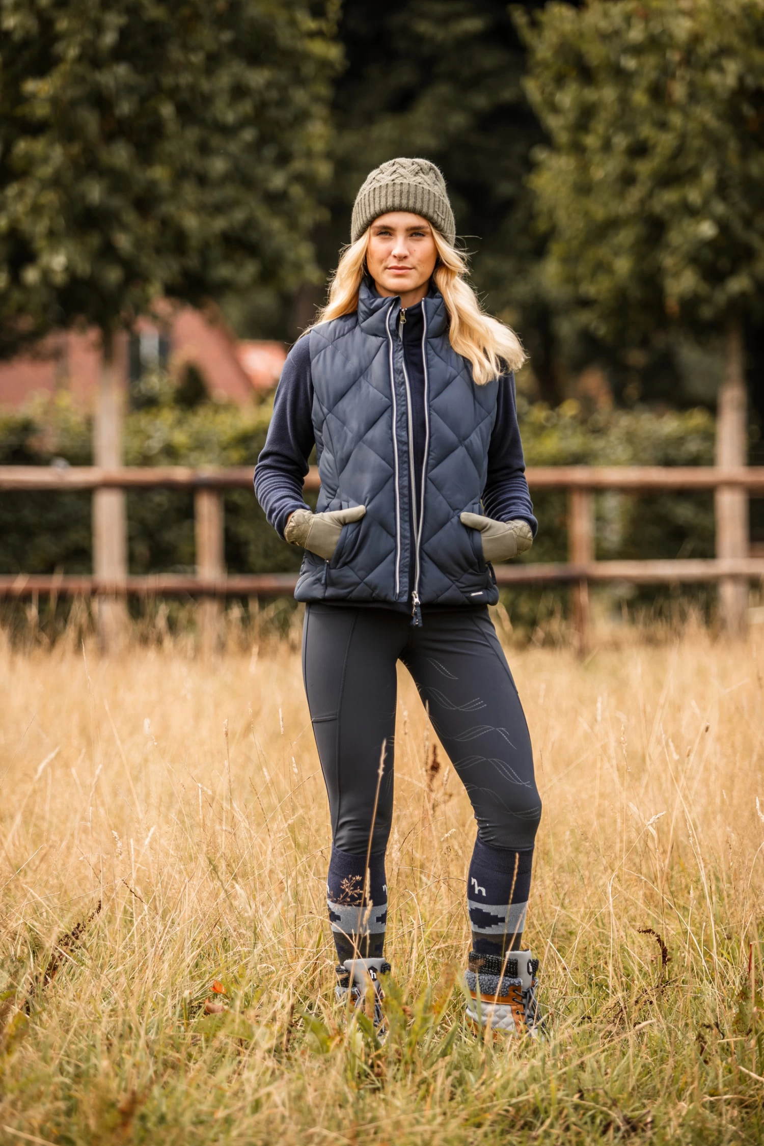 Horze Carola Women's Padded Riding Riding Vest 18 Horze Carola Women's Padded Riding Riding Vest - Image 16