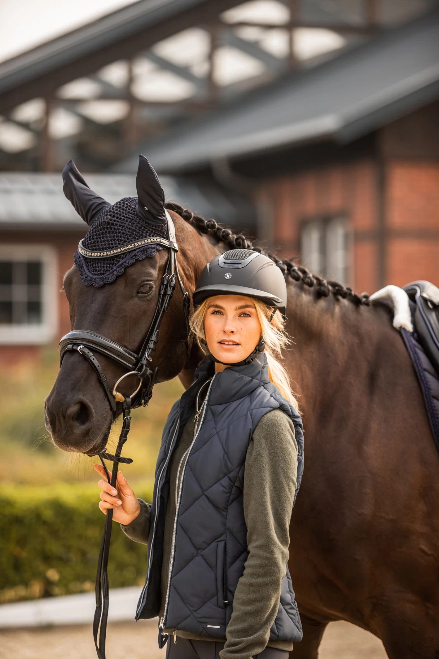 Horze Carola Women's Padded Riding Riding Vest 20 Horze Carola Women's Padded Riding Riding Vest - Image 18