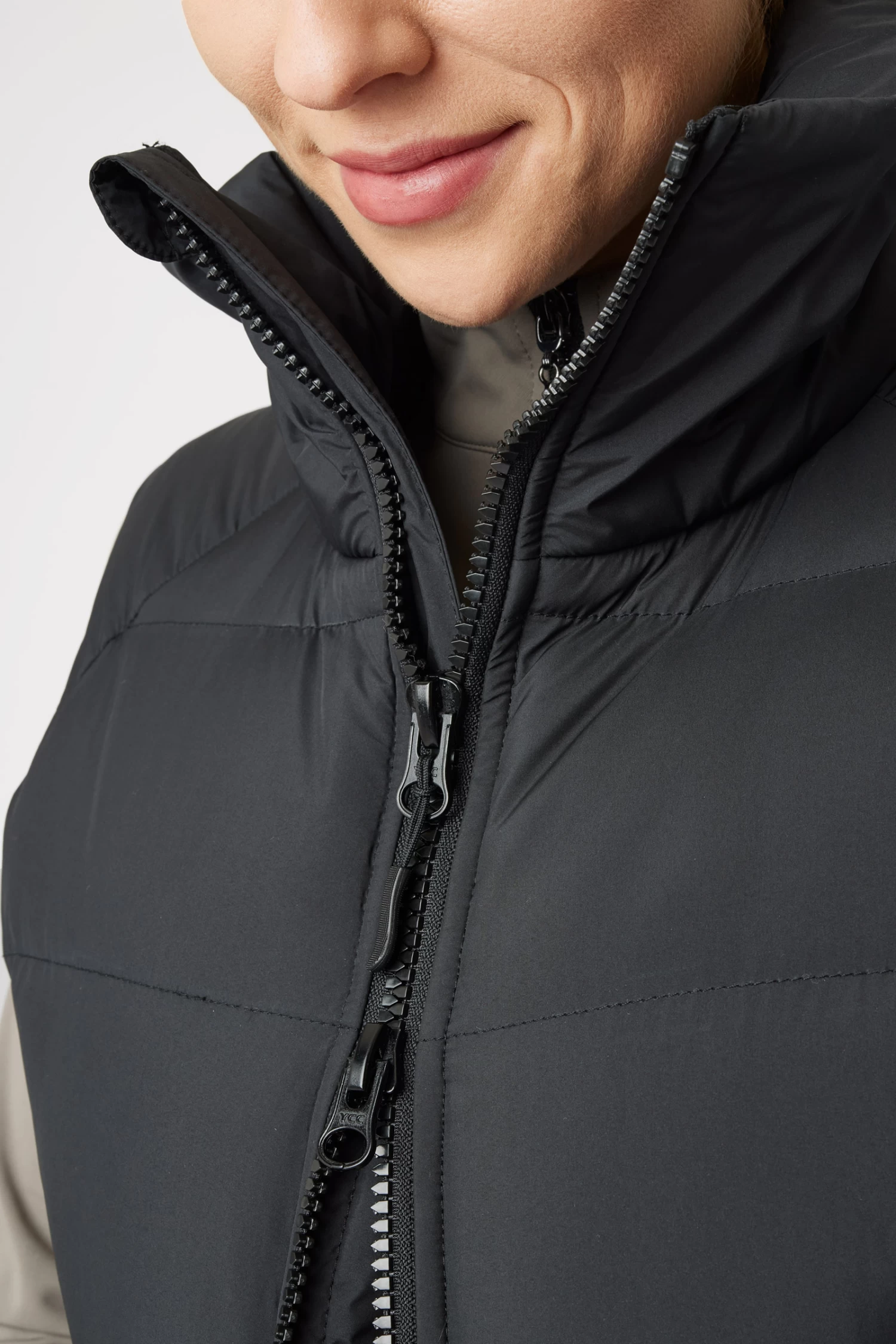 Horze Rianna Padded Riding Vest 13 Horze Rianna Padded Riding Vest - Image 11