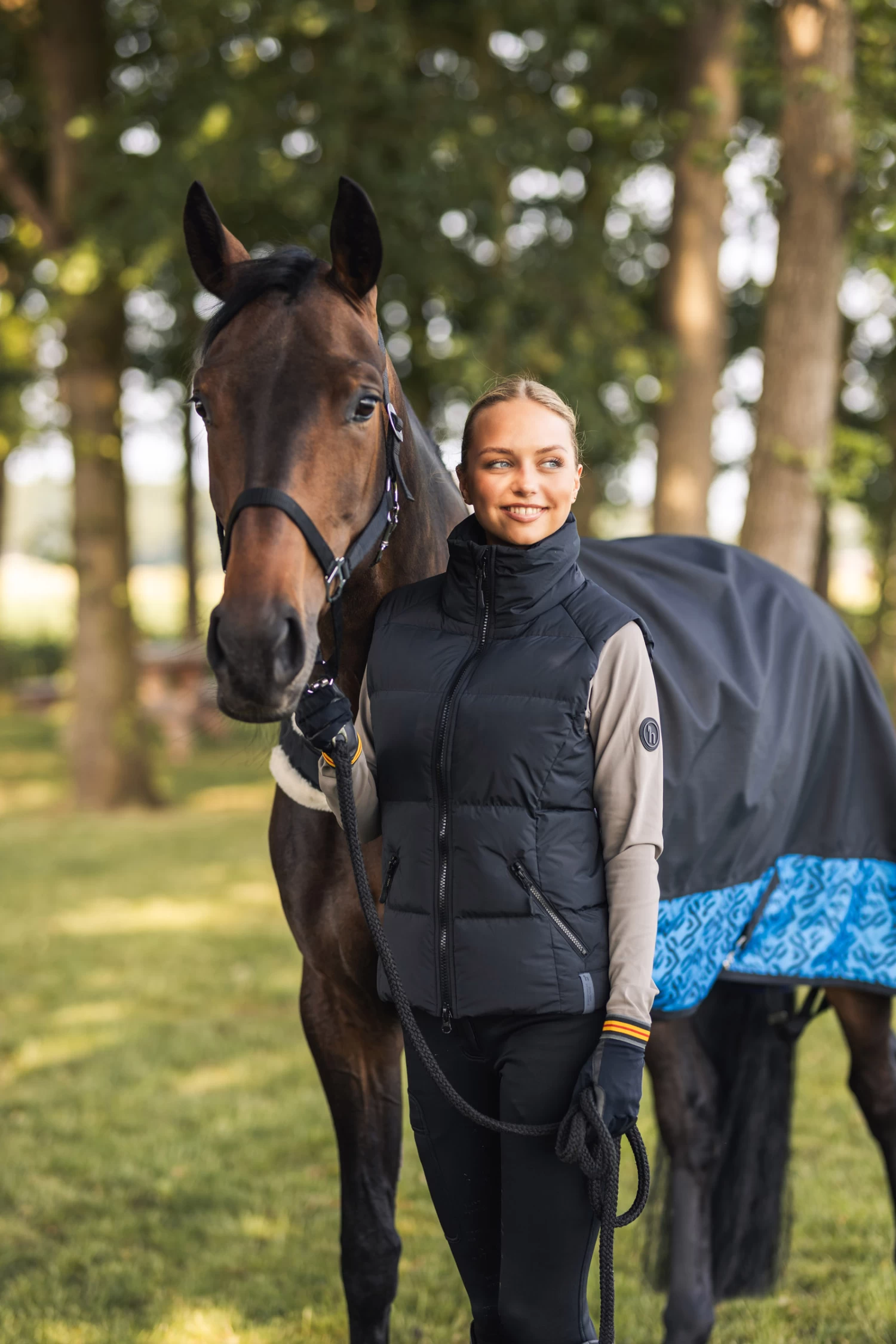 Horze Rianna Padded Riding Vest 17 Horze Rianna Padded Riding Vest - Image 15