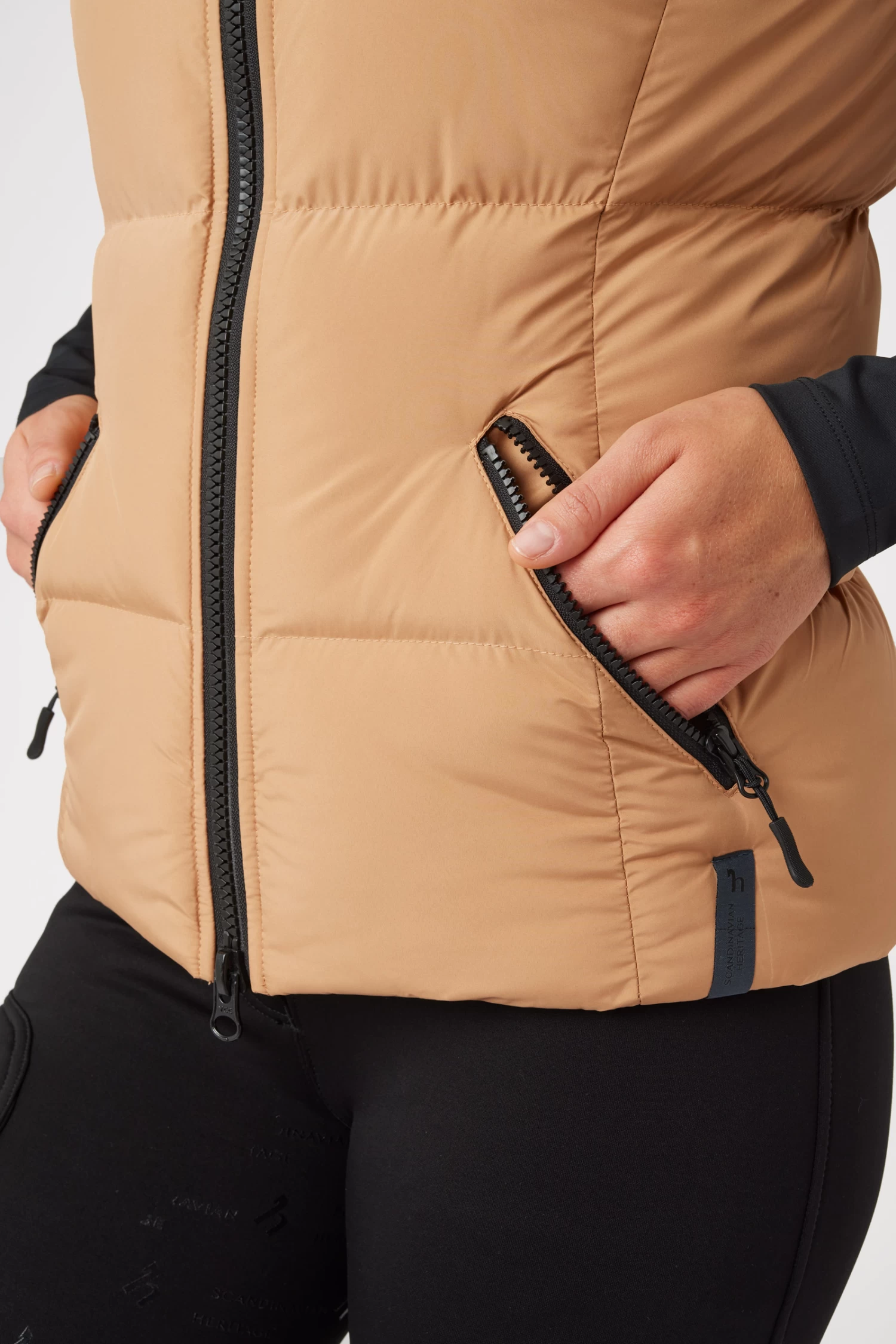 Horze Rianna Padded Riding Vest 8 Horze Rianna Padded Riding Vest - Image 6