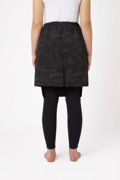 Horze Camo Luminox Reflective Skirt For Women -Sports - Equestrian Riding Shop 33980 099 04