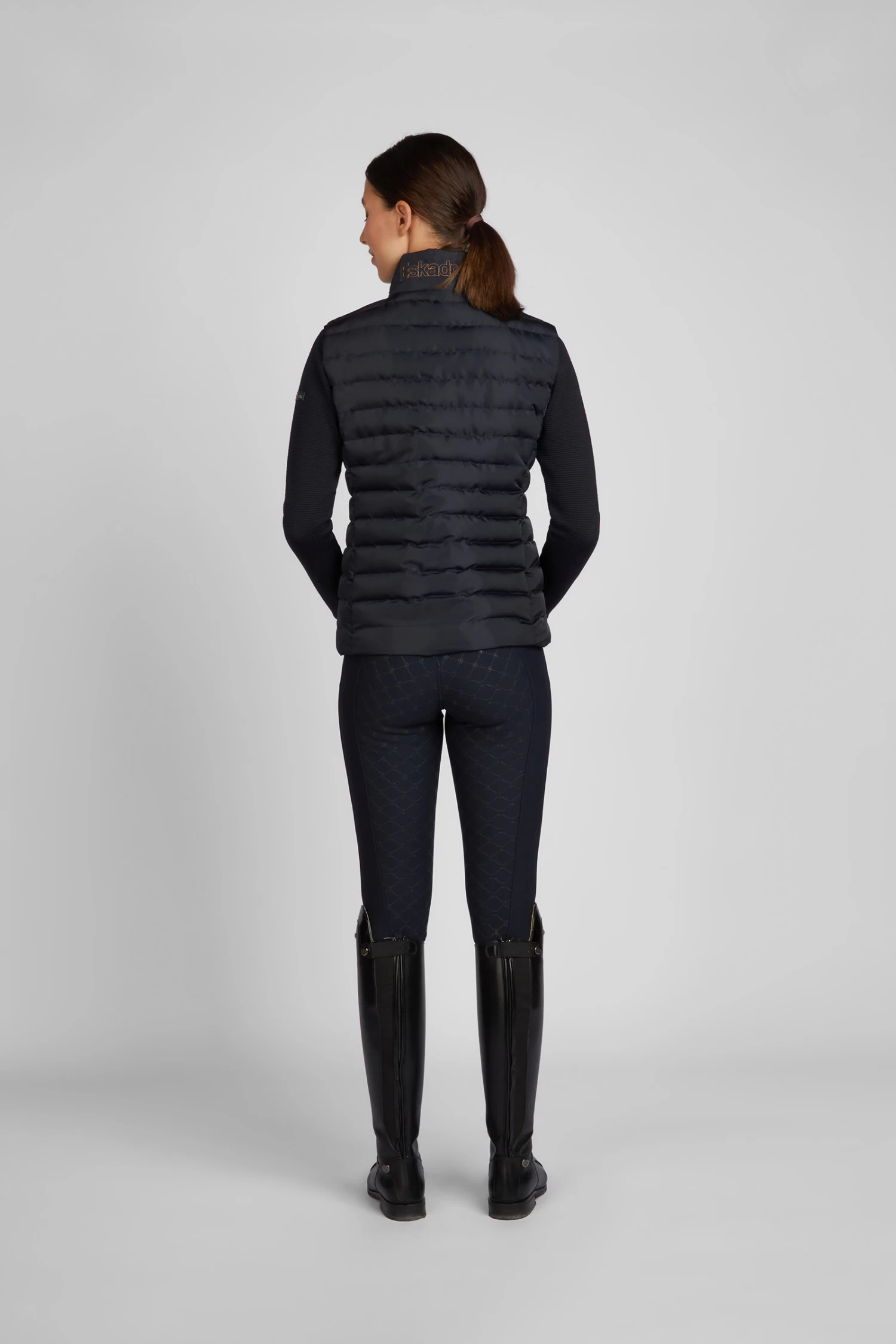 Eskadron Heritage Fanatics AW2023 Quilt Women's Vest 8 Eskadron Heritage Fanatics AW2023 Quilt Women's Vest - Image 6