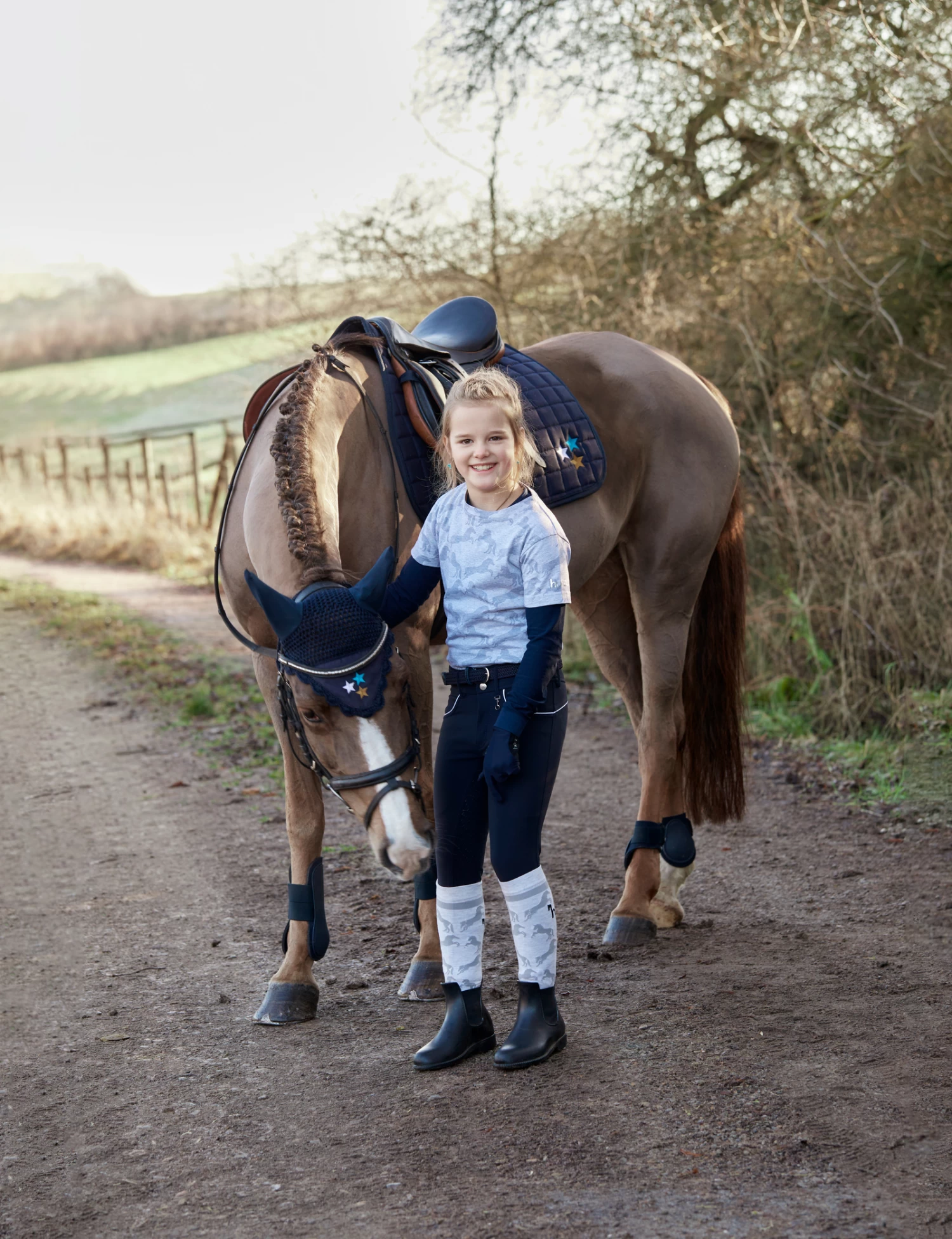 Horze Aubrey Kid's High Waist Breeches With Silicone Full Seat 13 Horze Aubrey Kid's High Waist Breeches With Silicone Full Seat - Image 11