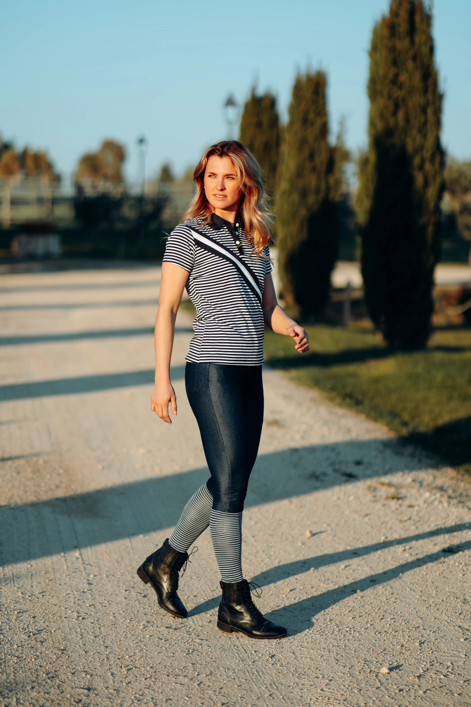 Horze Katia Women's Denim Look Silicone Full Seat Riding Tights 9 Horze Katia Women's Denim Look Silicone Full Seat Riding Tights - Image 7