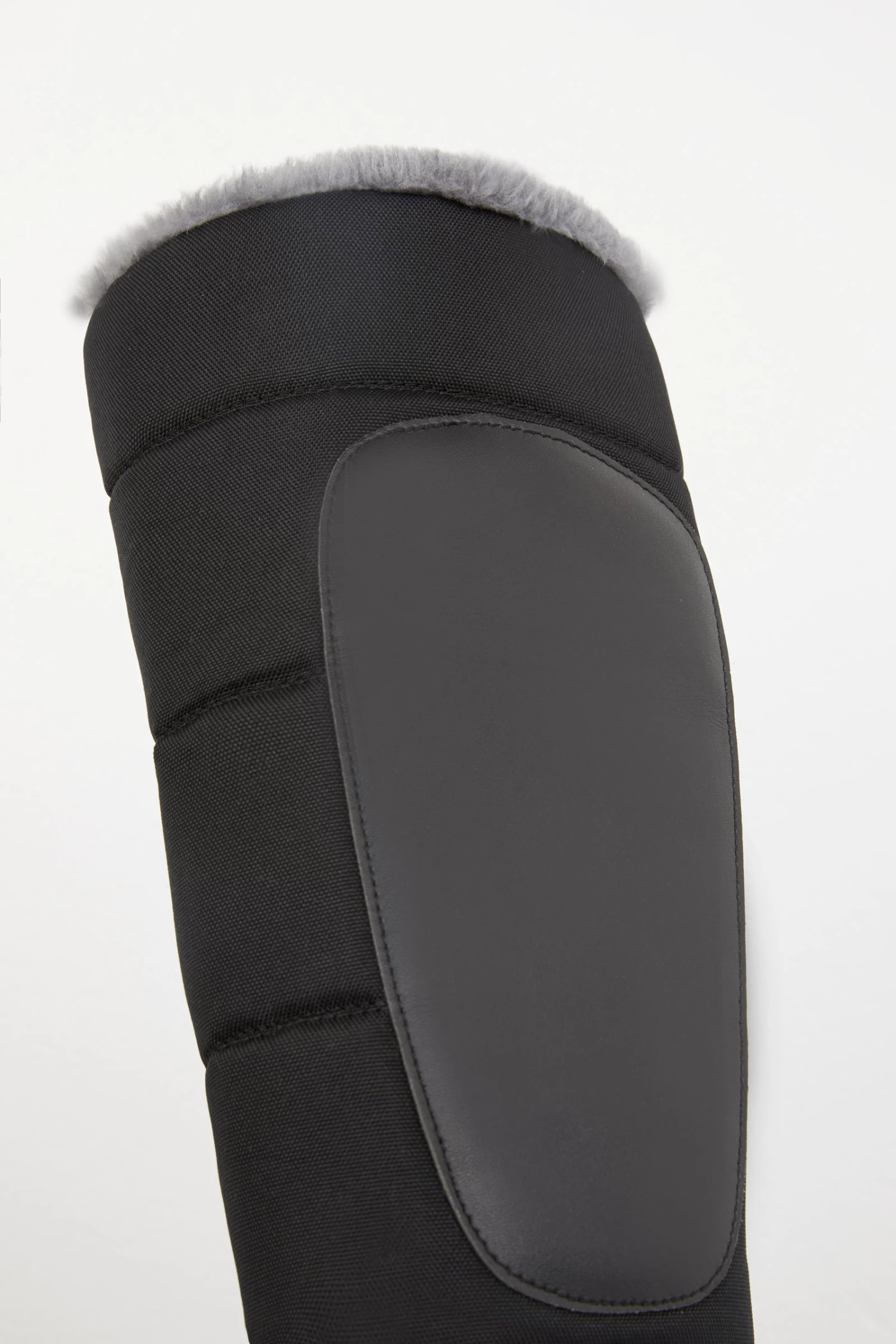 Horze Sherbrooke Women's Thermo Boots With Faux Fur Lining 8 Horze Sherbrooke Women's Thermo Boots With Faux Fur Lining - Image 6