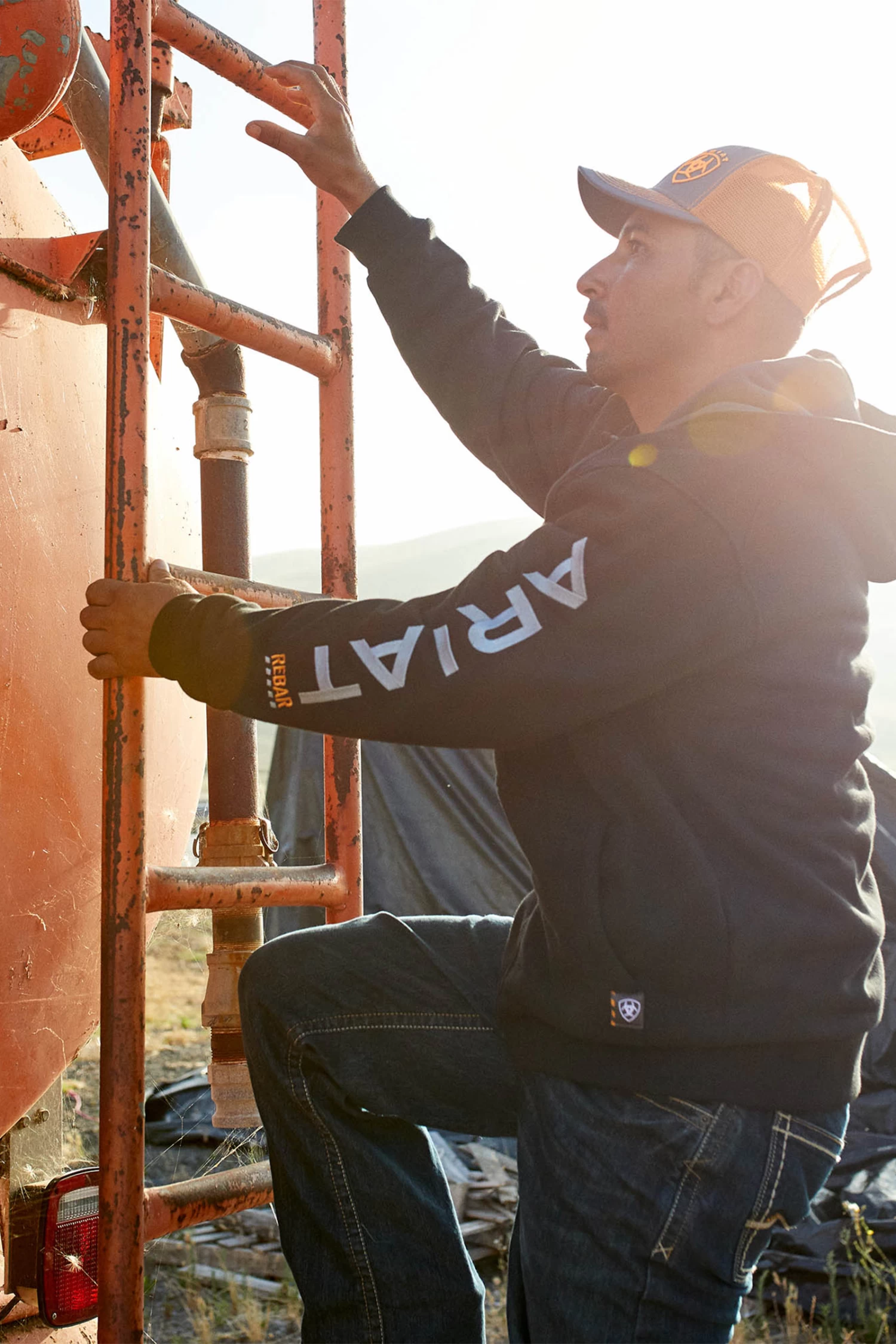 Ariat Rebar All-Weather Men's Full Zip Hood 6 Ariat Rebar All-Weather Men's Full Zip Hood - Image 4